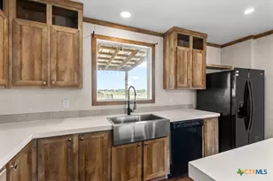 147 Daniel Dr, Bertram, TX 78605 - Photo 12