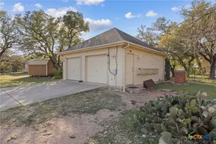 375 Branch Creek Trail, Liberty Hill, TX 78642 - Photo 32