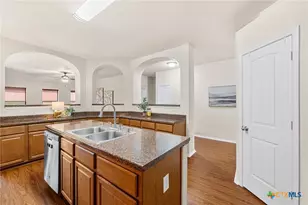 9909 Diana Dr, Killeen, TX 76542 - Photo 8