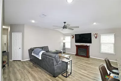 9019 Alabama Avenue, Temple, TX 76502 - Photo 10