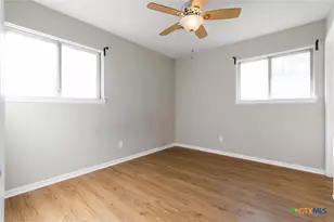 703 S 13th St, Copperas Cove, TX 76522 - Photo 14