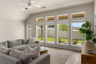 1186 Yaupon Loop, New Braunfels, TX 78132 - Photo 14