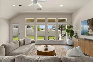 1186 Yaupon Loop, New Braunfels, TX 78132 - Photo 12