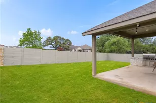 1186 Yaupon Loop, New Braunfels, TX 78132 - Photo 32