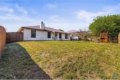 1107 Travis Circle, Copperas Cove, TX 76522 - Photo 32