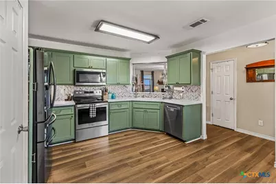 1107 Travis Circle, Copperas Cove, TX 76522 - Photo 8