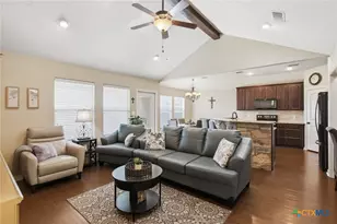 317 Tuscany Dr, Victoria, TX 77904 - Photo 2