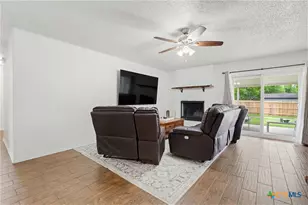 902 Lynn Ln, Copperas Cove, TX 76522 - Photo 2