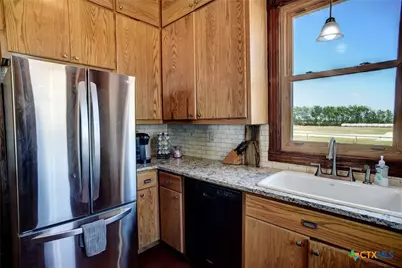 1370 County Road 353, Shiner, TX 77984 - Photo 18