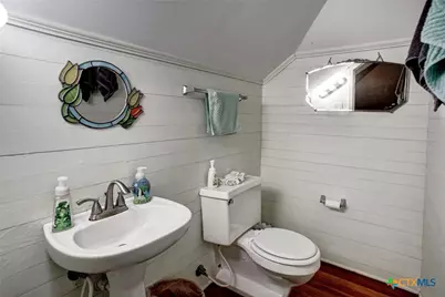 1370 County Road 353, Shiner, TX 77984 - Photo 34