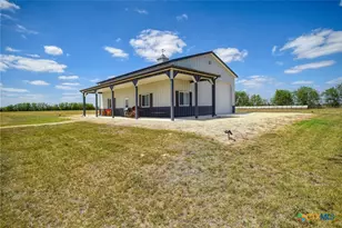 1370 Co Rd 353, Shiner, TX 77984 - Photo 38