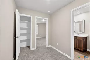 1015 N 10th St, Killeen, TX 76541 - Photo 16