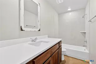 1015 N 10th St, Killeen, TX 76541 - Photo 6