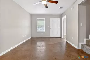 1015 N 10th St, Killeen, TX 76541 - Photo 8