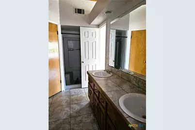 218 Atkinson Avenue, Copperas Cove, TX 76522 - Photo 14