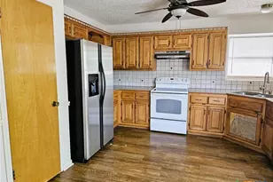 218 Atkinson Ave, Copperas Cove, TX 76522 - Photo 6