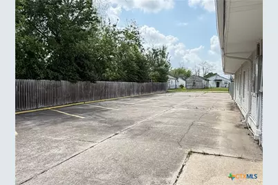 1508 N East Street, Victoria, TX 77901 - Photo 12