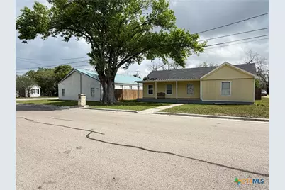 1508 N East Street, Victoria, TX 77901 - Photo 8