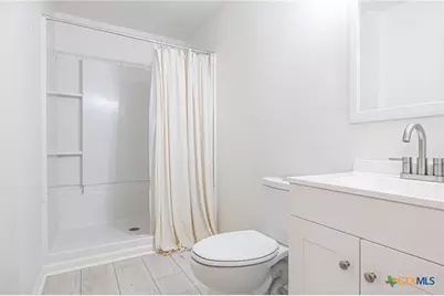 313 Dan Avenue, Port Lavaca, TX 77979 - Photo 6