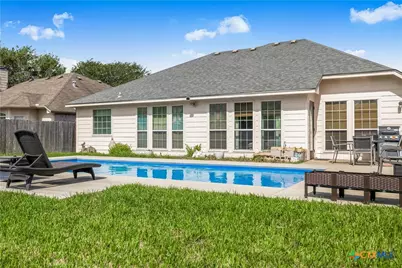 330 Macon Creek, Victoria, TX 77901 - Photo 36