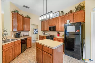 330 Macon Creek, Victoria, TX 77901 - Photo 12