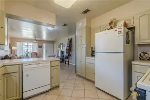 324 Craddock Ave, San Marcos, TX 78666 - Photo 18