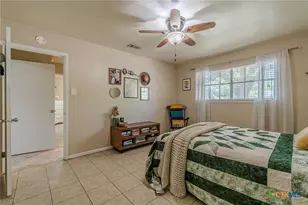 324 Craddock Ave, San Marcos, TX 78666 - Photo 12