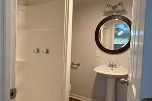 301 Highland Dr, Burnet, TX 78611 - Photo 8