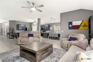 8203 Ellerston Blvd, Selma, TX 78154 - Photo 6