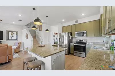 243 Sapphire, New Braunfels, TX 78130 - Photo 10