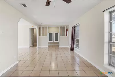 102 Runnel Street, Seguin, TX 78155 - Photo 4