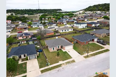 1312 Travis Circle, Copperas Cove, TX 76522 - Photo 2