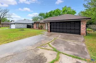 3305 Forest Hill Dr, Killeen, TX 76542 - Photo 2