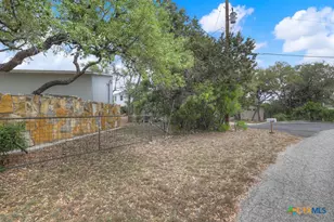 3187 Lakeview Dr, Canyon Lake, TX 78133 - Photo 6