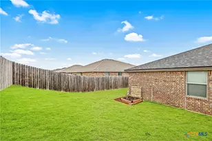 1202 Loyal Ln, Killeen, TX 76549 - Photo 40