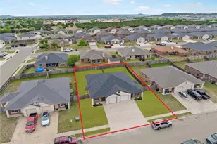 1202 Loyal Ln, Killeen, TX 76549 - Photo 42