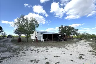 1255 Mount Pleasant Rd, Kingsbury, TX 78638 - Photo 20