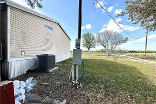 1255 Mount Pleasant Rd, Kingsbury, TX 78638 - Photo 22