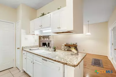 8655 Datapoint Drive, San Antonio, TX 78229 - Photo 8