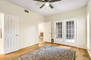 8655 Datapoint Dr, San Antonio, TX 78229 - Photo 12