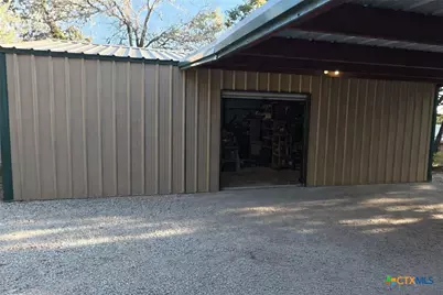 901 Deertrail Drive, San Marcos, TX 78666 - Photo 40