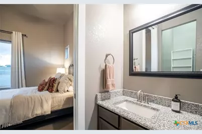 345 Laguna Road, Bandera, TX 78003 - Photo 18