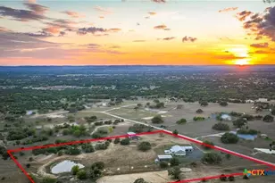 345 Laguna Rd, Bandera, TX 78003 - Photo 34