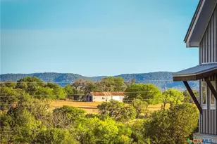 345 Laguna Rd, Bandera, TX 78003 - Photo 24