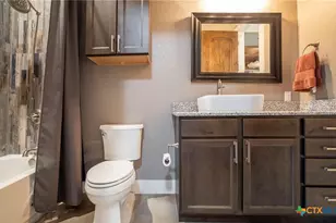 345 Laguna Rd, Bandera, TX 78003 - Photo 16