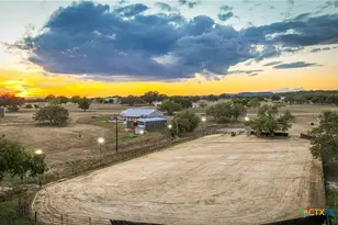 345 Laguna Rd, Bandera, TX 78003 - Photo 4