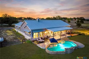 345 Laguna Rd, Bandera, TX 78003 - Photo 1