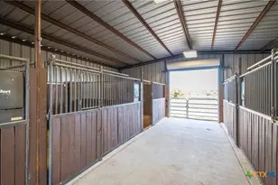 345 Laguna Rd, Bandera, TX 78003 - Photo 26