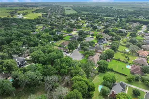 127 Milagros, Seguin, TX 78155 - Photo 4