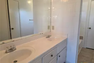 215 Robertstown Rd, Copperas Cove, TX 76522 - Photo 12